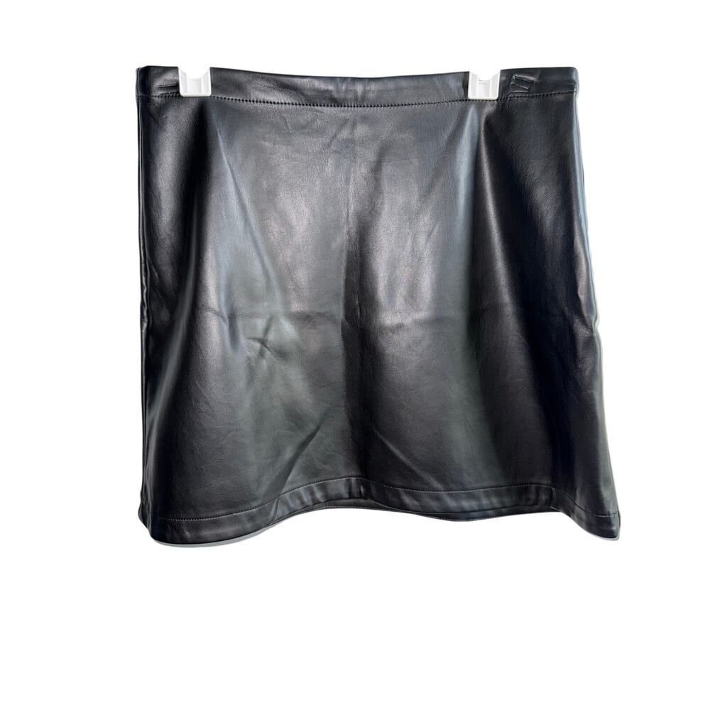GAP Vegan Faux Leather Mini Skirt Black Size Large High Waisted Pleather